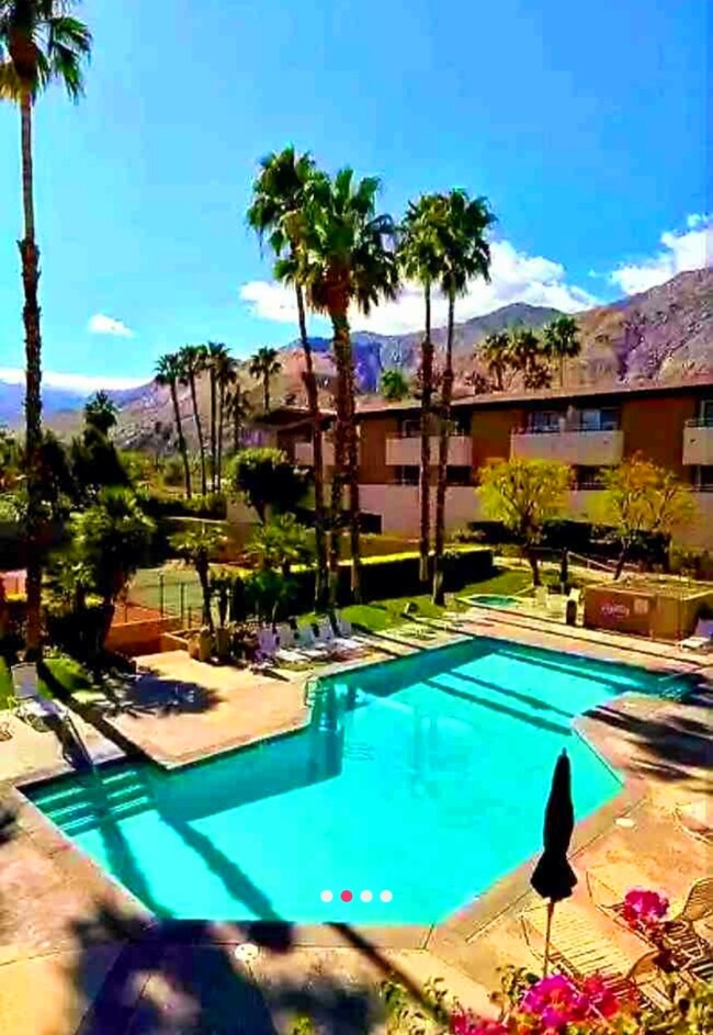 470 S Calle Encilia Unit B16, Palm Springs, CA 92262