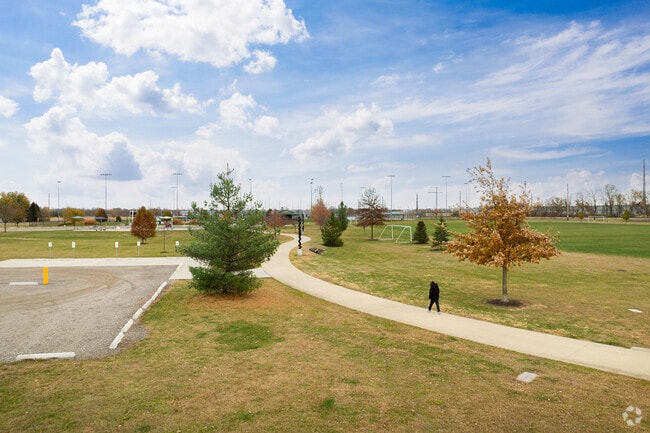 Fairfax City Sports and Park Complex has paved trails for locals to enjoy.