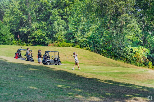 Royal Lakes locals have full access to their renowned golf course were they enjoy some rounds.