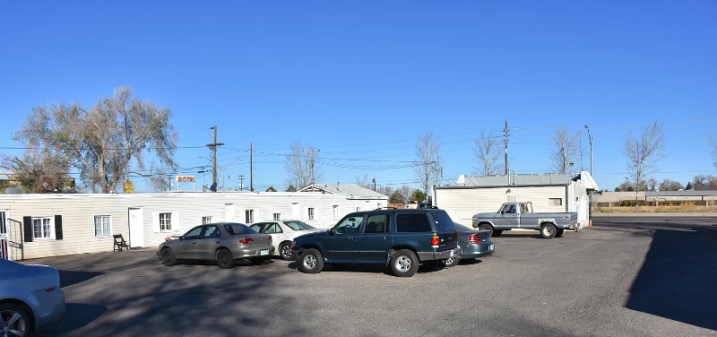 15770 E Colfax Ave unit H, Aurora, CO 80011 - photo 1