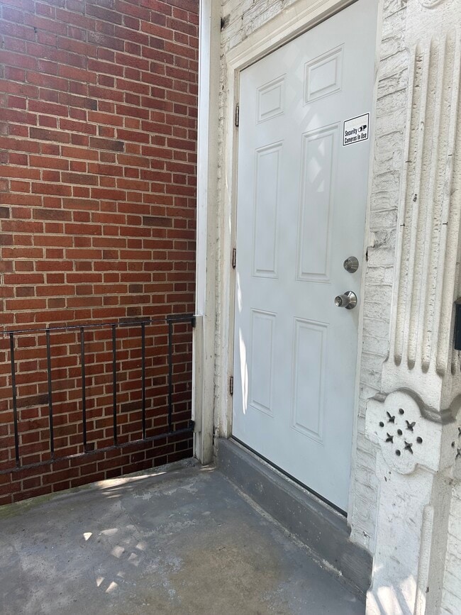 926 Diamond Park unit 2nd Floor One Bedroo, Meadville, PA 16335 - photo 4