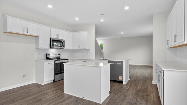 154 Fair Child Rd, Spring Lake, NC 28390 - photo 3