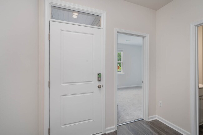 2083 E Paces Trail unit 36209723, Darlington, SC 29532 - photo 2