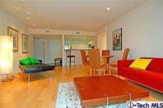 159 W Green St Unit Pasadena Place, Pasadena, CA 91105