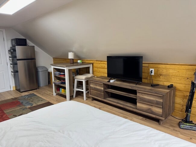 2470 Crow Valley Rd NW, Dalton, GA 30720 - photo 3