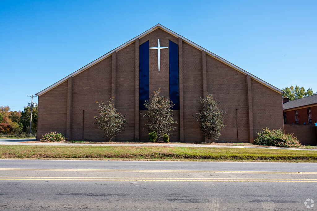 Arborbrook Christian Academy provides education in the neighborhood of 
Union County.