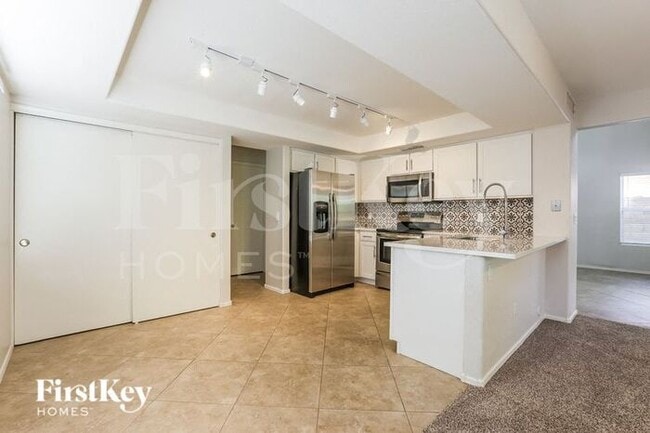 17235 N 46th Place, Phoenix, AZ 85032 - photo 5