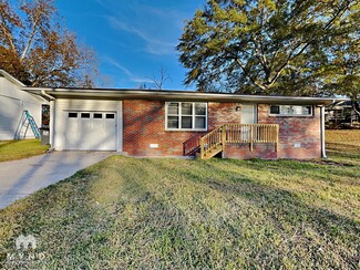 513 Main St, Gardendale, AL 35071
