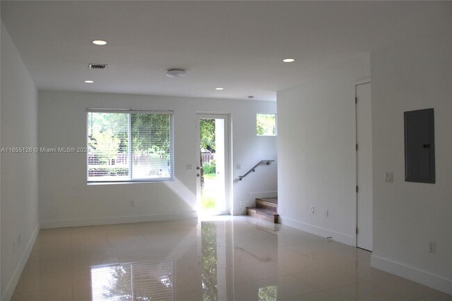 2013 Adams St, Hollywood, FL 33020 - photo 2