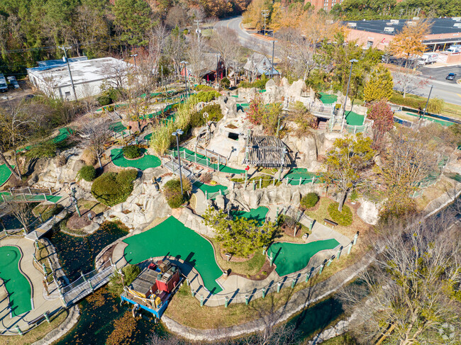 Play miniature golf with the family at Pirates Cove in Skipwith Farms.