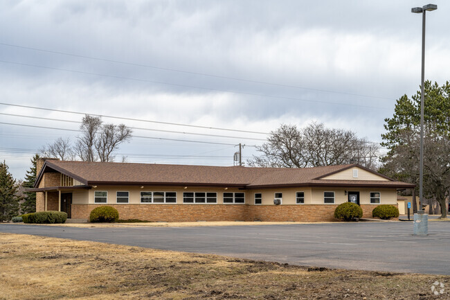 Bethel Christian School is located on Trinity St in Eau Claire.