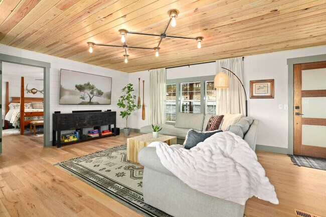 22923 War Eagle Blacktop Rd unit ID1221868P, Springdale, AR 72762 - photo 2