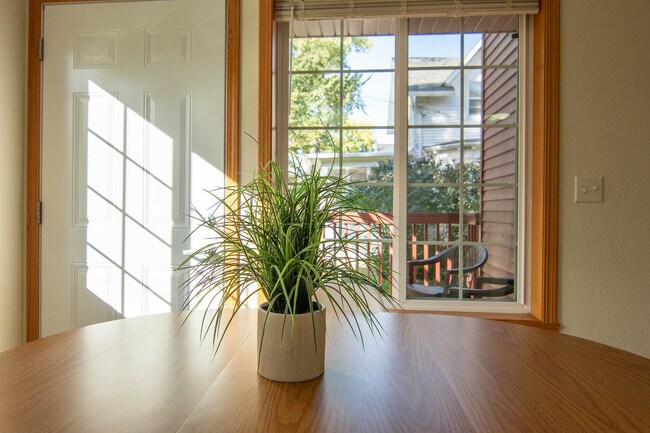 129 16th St S unit 1, Fargo, ND 58103 - photo 5