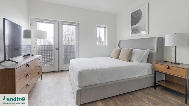 1430 NW Pettygrove St unit E313, Portland, OR 97209 - photo 2