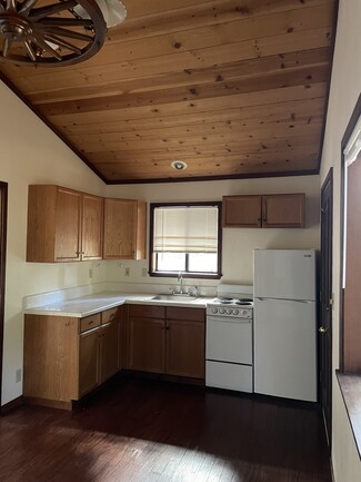 8181 Hacienda Ln Unit Stable House Apartment, Soquel, CA 95073