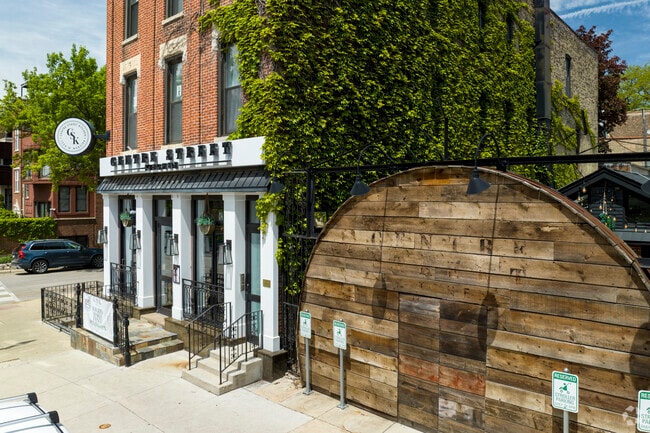 Fine dining and craft bev's can be found on West Depauls stretch of Wester Avenue.