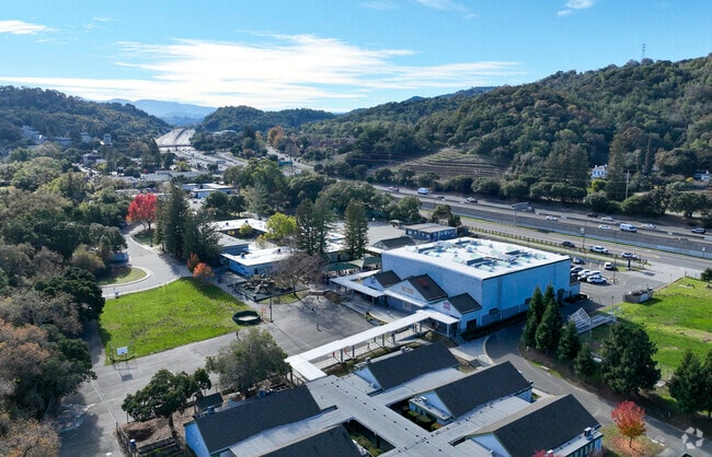 Hamilton Meadow Park School serves students in Novato community.