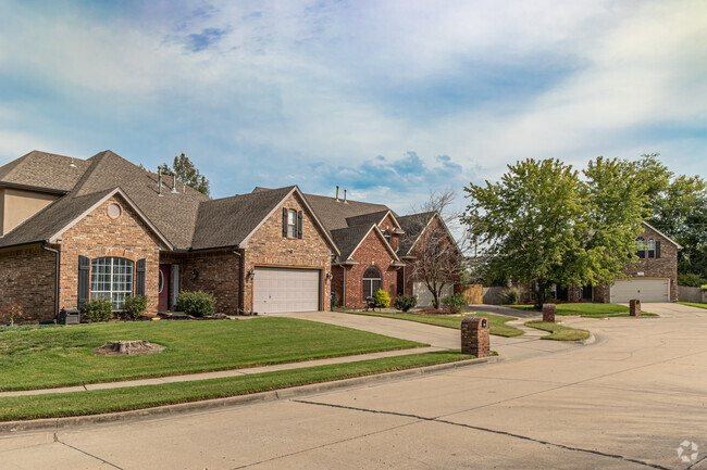Home buyers can find newer homes with modern styling in Country Aire Estates