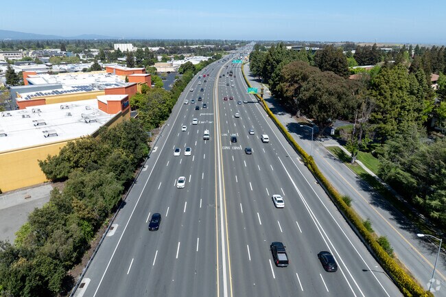 Adobe Meadow-Meadow Park offers quick freeway access via U.S. Route 101 for easy Bay Area commutes.
