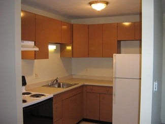 110 Main St Unit 130, Agawam, MA 01001