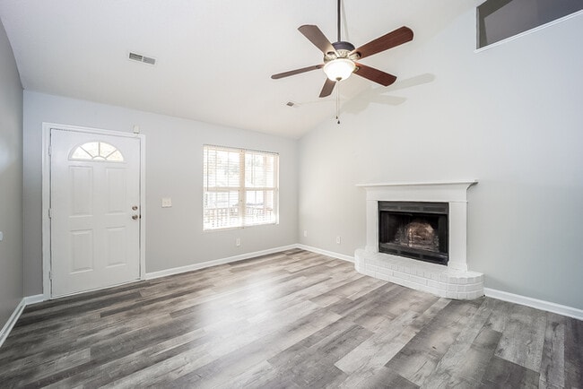 102 Dartmouth Ct, Goose Creek, SC 29445 - photo 2