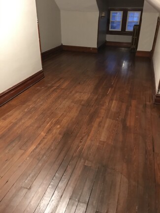 1508 W Walnut Ave Unit 2nd floor 3BD, Allentown, PA 18101