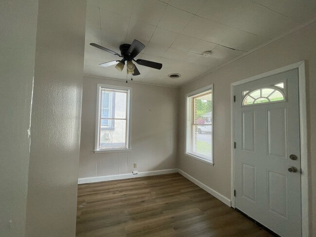 300 Kent St, Granville, WV 26534 - photo 2