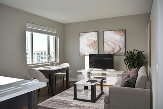 1801 American Blvd W, Bloomington, MN 55431