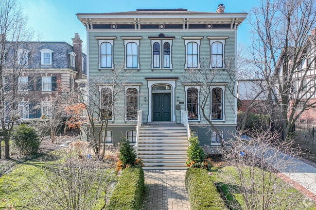 Walk right into a historic home in Kenwood.
