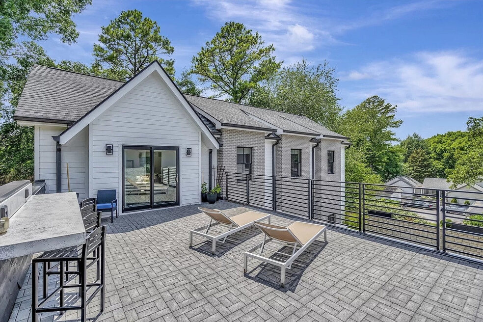 1825 Lombardy Ave unit B, Nashville, TN 37215 - photo 1