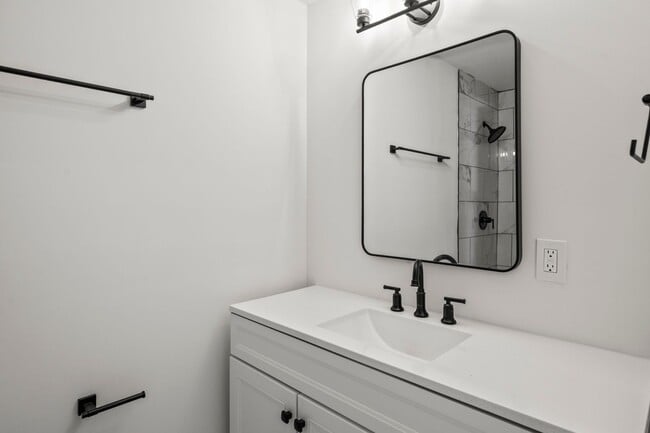 3761 Avera Ave unit 3757 Avera Ave, Winston Salem, NC 27106 - photo 2