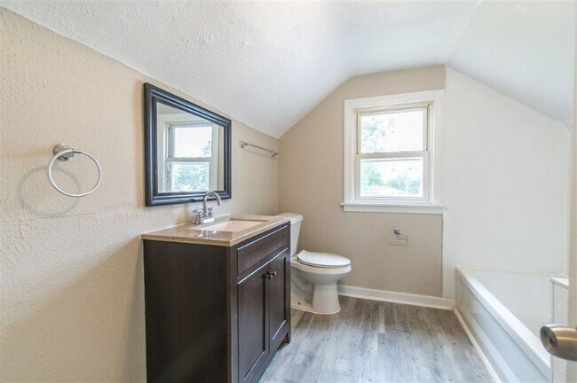 29 Lavoy Rd, Temperance, MI 48182 - photo 7