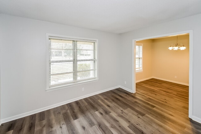 9077 Neil Ave, Olive Branch, MS 38654 - photo 3