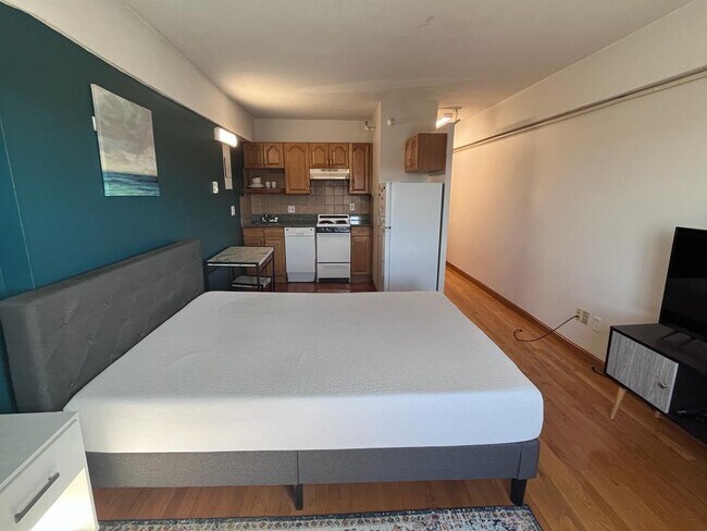 1169 Commonwealth Ave unit 607, Allston, MA 02134 - photo 2