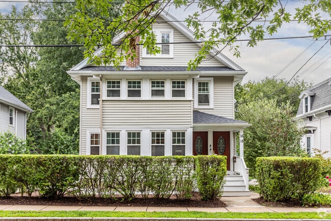 Multifamily homes are a common housing style in Waverley Square.