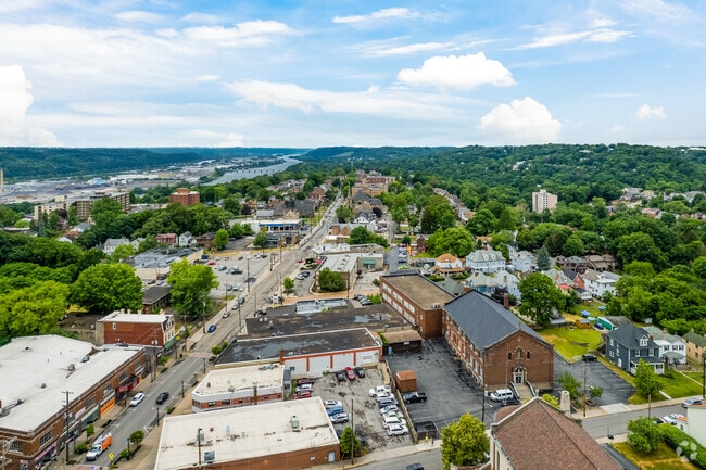 Assumption Elementary (now Saint Ambrose Academy) is a great school in Bellevue.