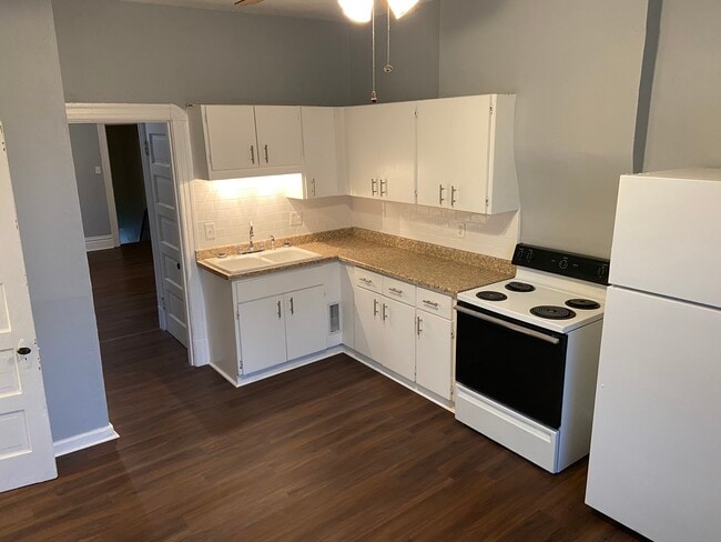 4044 Russell Blvd unit A, Saint Louis, MO 63110 - photo 3