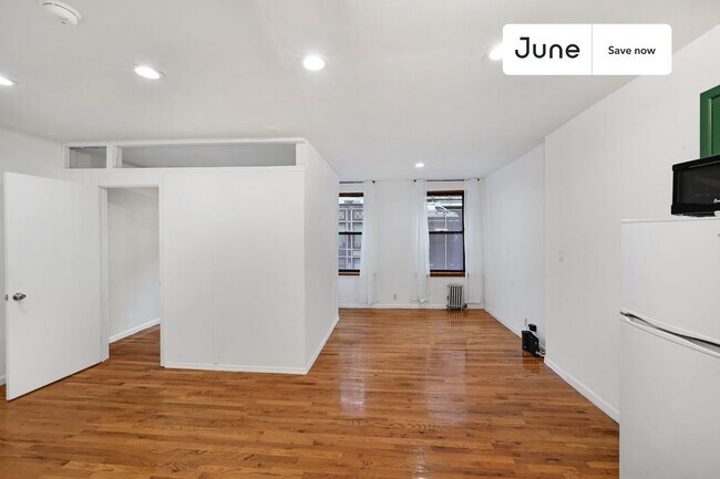 41 W 46th St unit 5-A, New York, NY 10036 - photo 5