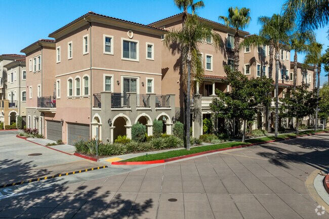 A look at the luxury townomes in Kearny Mesa.