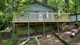 136 Jackson Rd, Cleveland, GA 30528