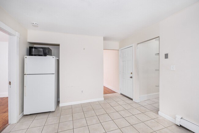 14 Kilby St unit 2, Somerville, MA 02143 - photo 3