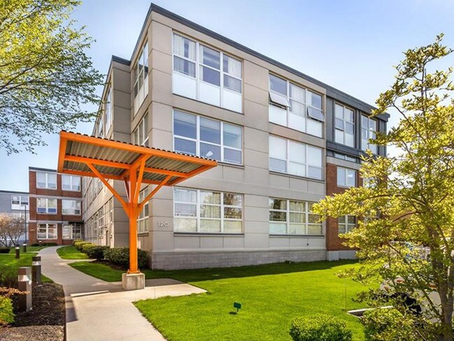 120 Holmes St unit 209, Quincy, MA 02171 - photo 2