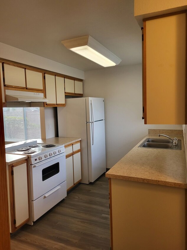 keizer-terrace-apartments-1813-drexler-ln-ne-keizer-or-homes