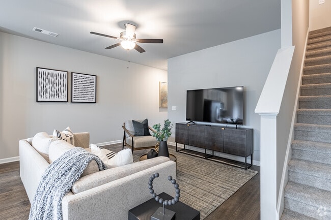 3BR, 2.5BA - 1,586SF