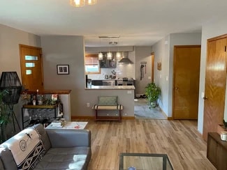 1908 Middleton St, Middleton, WI 53562