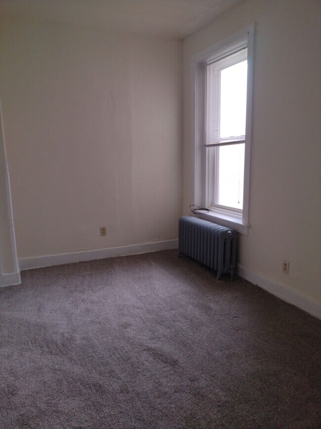 408 S 6th St unit 3, Lebanon, PA 17042 - photo 5