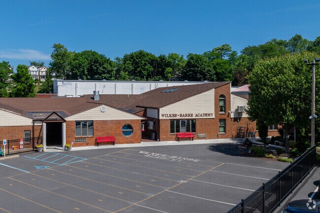 Wilkes-Barre Academy is a private PreK-8th grade education center in Wilkes-Barre.