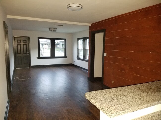 1103 Louise St, Baton Rouge, LA 70802 - photo 2