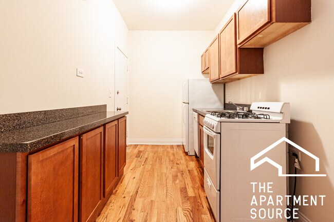2844 N Orchard St unit 39, Chicago, IL 60657 - photo 4