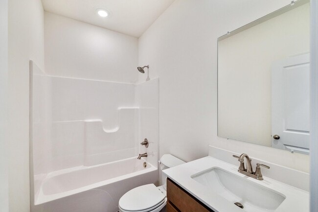 13070 Carolina St, Crown Point, IN 46307 - photo 3